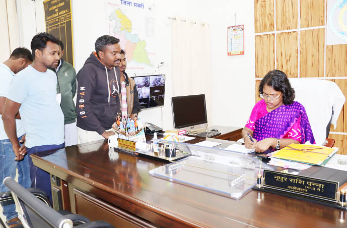 sakti-collector-nupur-rashi-panna